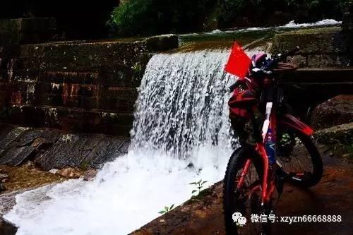 极限摩托车大赛选关版